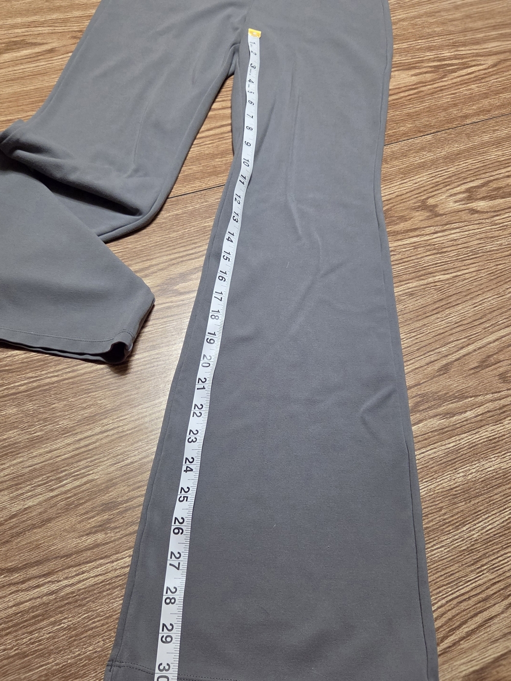 HALARA Gray Flared Active Pants - Picture 5 of 7